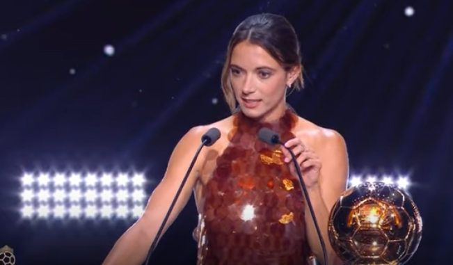 Aitana Bonmati (Barcelona)  menang Ballon d’Or Féminin tiga kali berturut-turut/Foto: tangkap layar